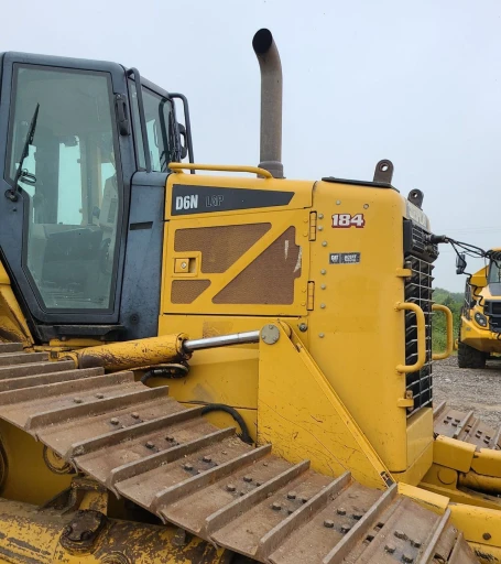2010 Caterpillar D6N LGP dozer
