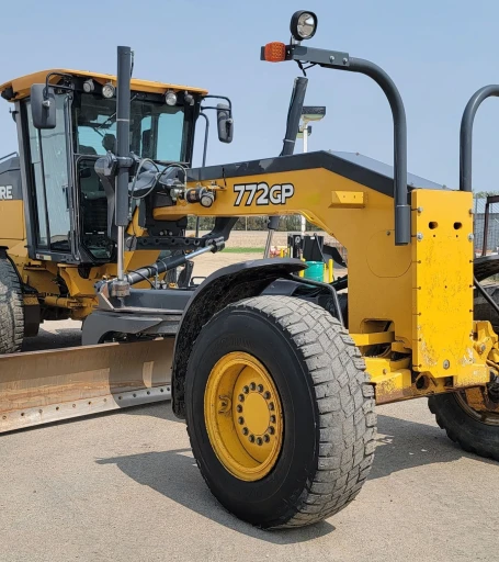 2016 John Deere 772GP motor grader