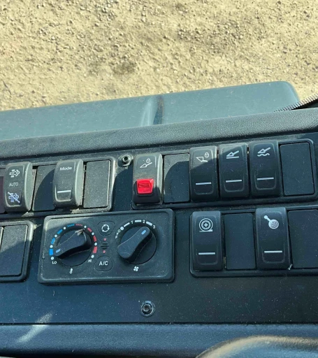 2021 John Deere 244L Wheel Loader
