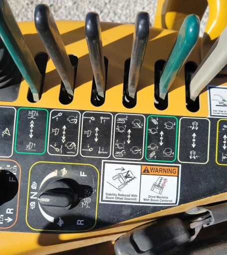 2017 Vermeer RTX750 trencher