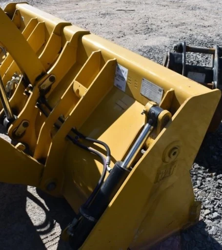 2017 CATERPILLAR 420F2 BACKHOE
