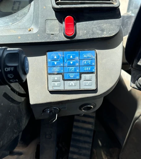 2014 Komatsu WA270-7 wheel loader
