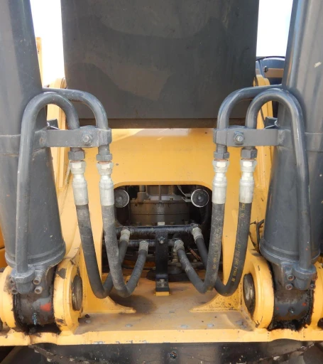 2011 John Deere 240DLC excavator
