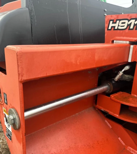 2013 Ditch Witch RT120 Quad trencher