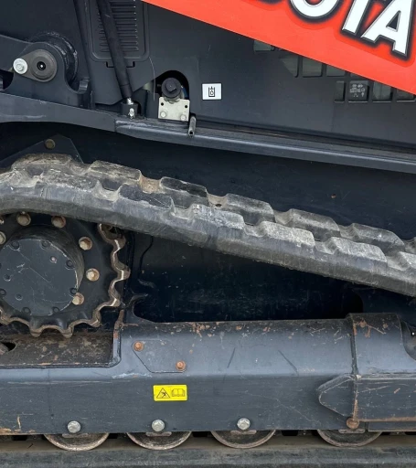 2020 Kubota SVL65-2 tracked skid steer loader