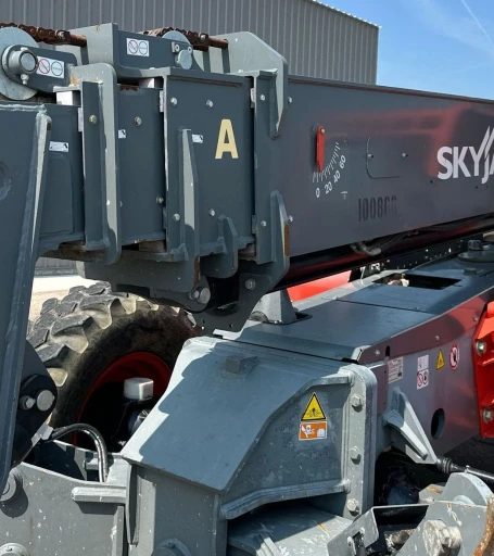2018 Skyjack SJ1056 TH telehandler