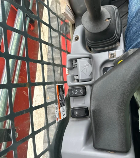 2020 Kubota SVL65-2 tracked skid steer loader