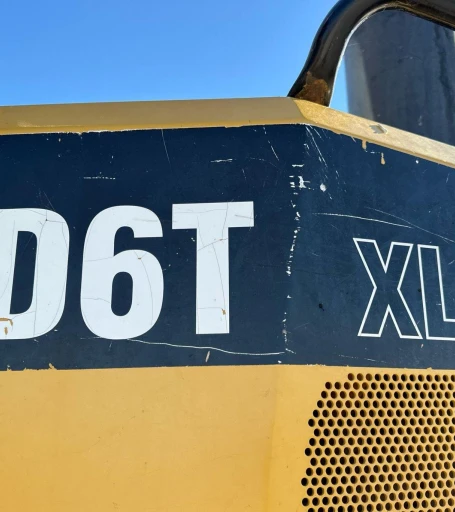 2011 Caterpillar D6T XL dozer