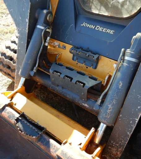 2013 John Deere 333E tracked skid steer loader