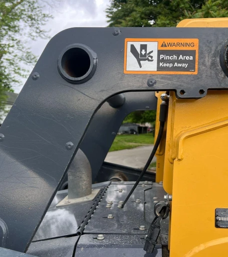 2017 John Deere 333G skid steer loader