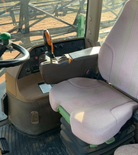 2011 John Deere 4730 Self-Propelled Sprayer