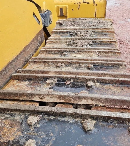 2015 Caterpillar 963D track loader