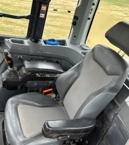 2022 John Deere 544 P-Tier wheel loader