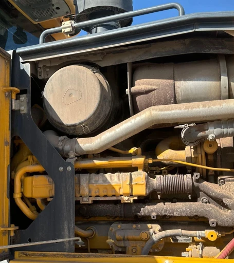 2013 John Deere 772G motor grader