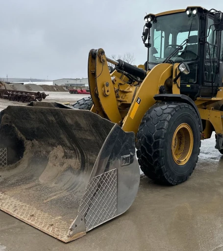 2015 Caterpillar 930M wheel loader