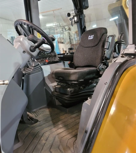 2018 Caterpillar 420F2 Backhoe