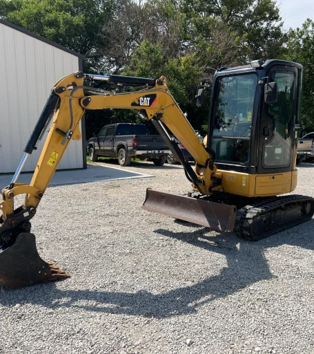 2016 Caterpillar 303E Mini Excavator