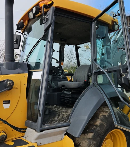 2016 John Deere 310SL backhoe