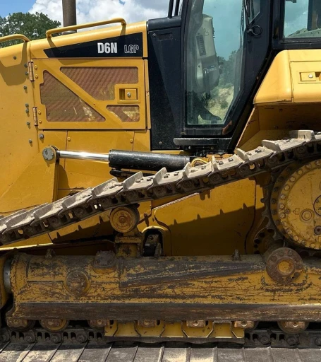 2012 Caterpillar D6N LGP dozer