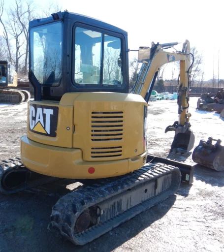 2016 Caterpillar 304E2 CR mini excavator