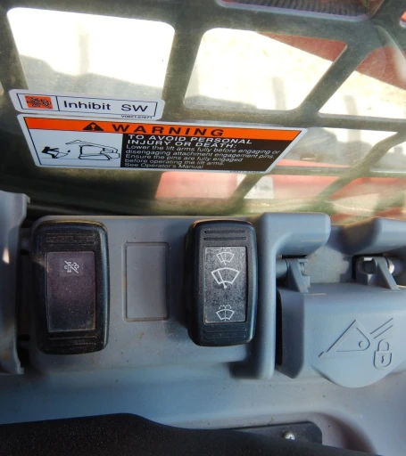 2021 Kubota SVL75-2  tracked skid steer loader