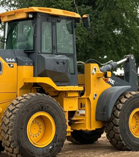 2022 John Deere 544 P-Tier wheel loader