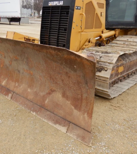 2011 Caterpillar D5K LGP dozer