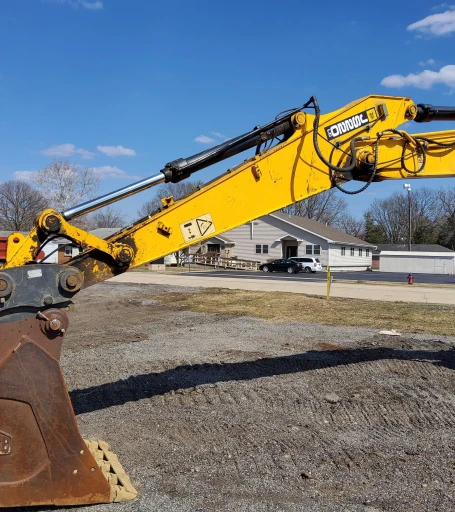 2011 JCB JS220LC Excavator