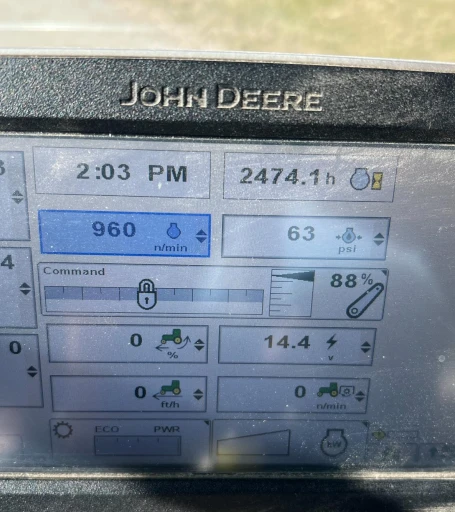 2013 John Deere 6125R MFWD Tractor Loader