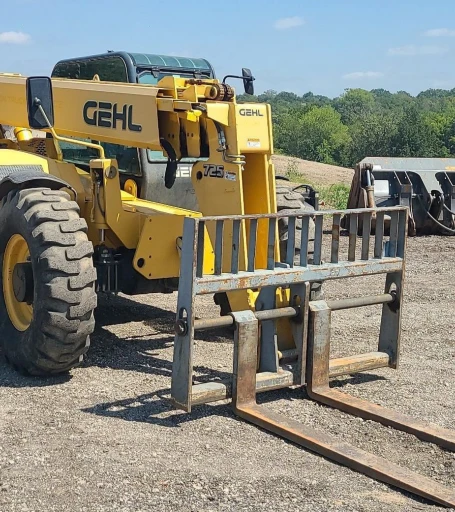2018 Gehl DL1240 telehandler