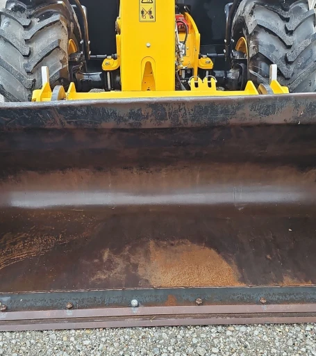 2023 JCB 542-70AG telehandler