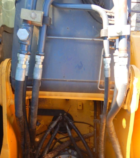 2011 John Deere 200DLC  excavator