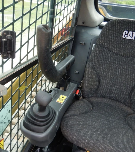 2018 Caterpillar 299D2 skid steer