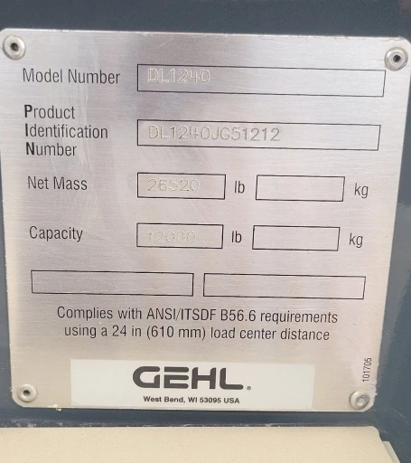 2017 Gehl DL1240 telehandler