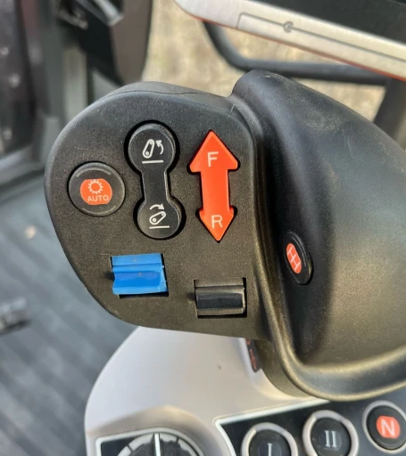 2018 Kubota M7-171 MFWD tractor