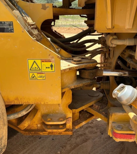 2013 Caterpillar 966K wheel loader
