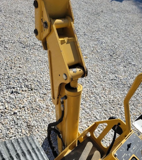 2017 Vermeer RTX750 trencher