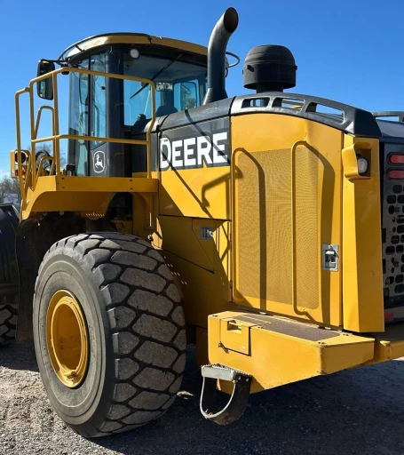 2012 John Deere 744K wheel loader