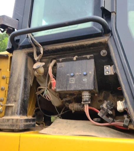2008 Caterpillar 963D track loader