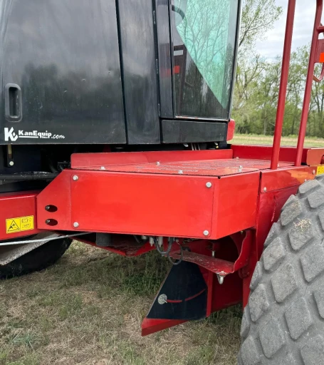 2014 New Holland Speedrower 240 Self-Propelled Windrower