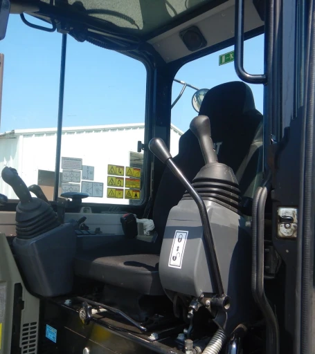 2014 Caterpillar 303.5E mini excavator