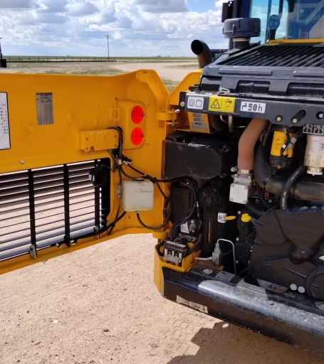2021 JCB 215T Super tracked skid steer loader