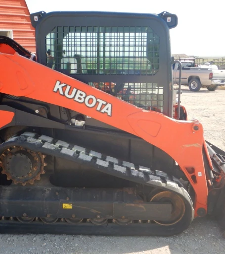 2015 Kubota SVL90-2 skid steer