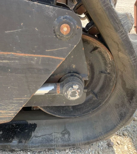 2011 Ditch Witch RT115 Quad vibratory cable plow