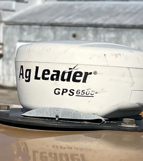2013 Rogator RG1100 applicator