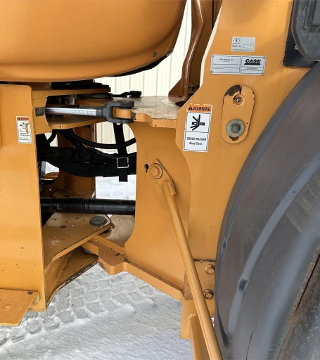 2008 CASE 621E