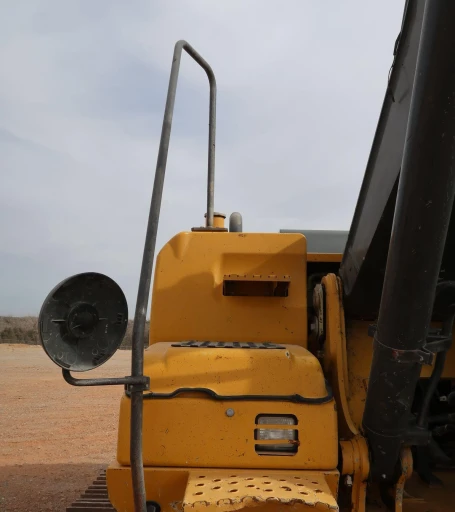 2015 John Deere 210G LC  excavator