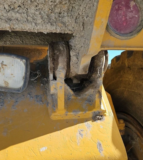 2000 John Deere 400C haul truck
