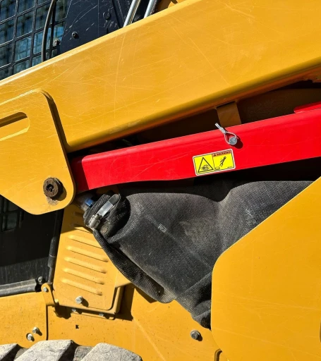 2022 Caterpillar 299D3XE tracked skid steer loader