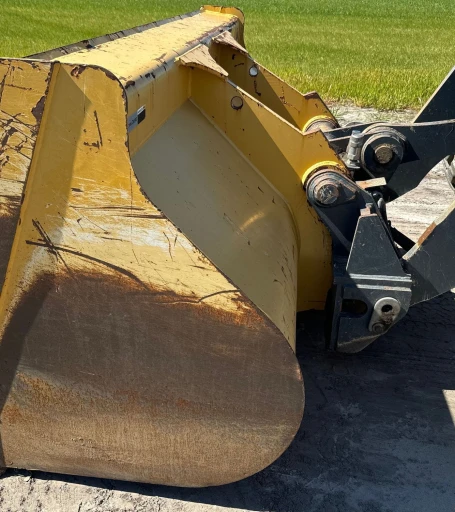 2014 John Deere 624K wheel loader